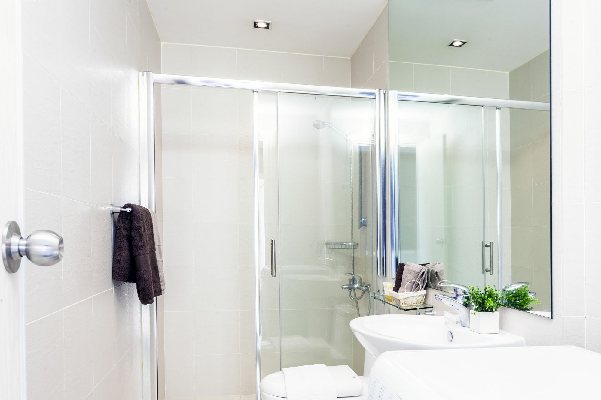 The Gramercy Residences By Stayhome Asia Makati City ภายนอก รูปภาพ